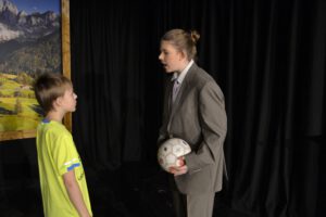 7.Jo und Direktor Siegmann